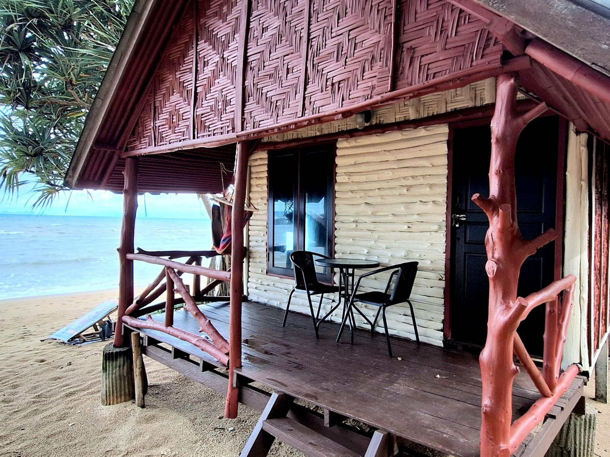 Breizh Cape Beach Bungalows Koh Lanta Ngoại thất bức ảnh