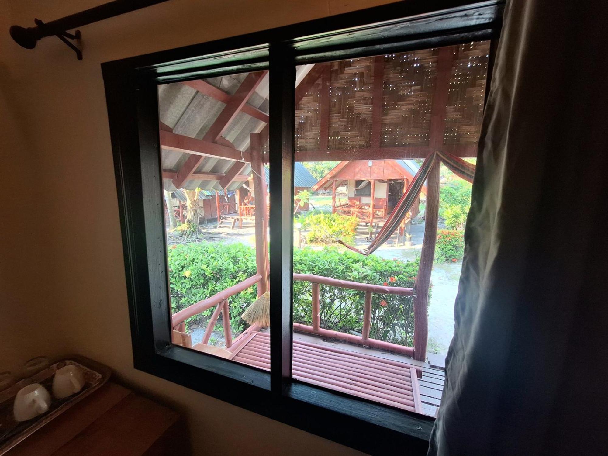Breizh Cape Beach Bungalows Koh Lanta Ngoại thất bức ảnh