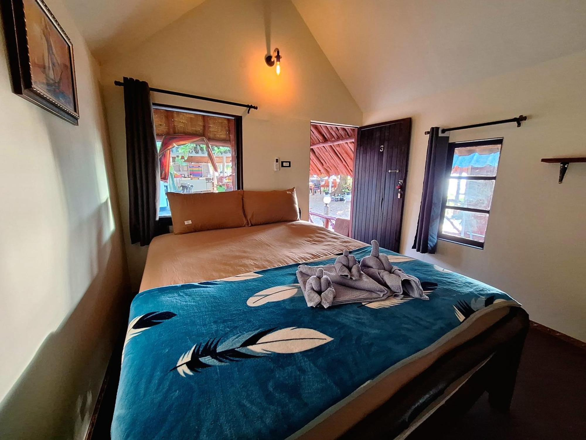 Breizh Cape Beach Bungalows Koh Lanta Ngoại thất bức ảnh
