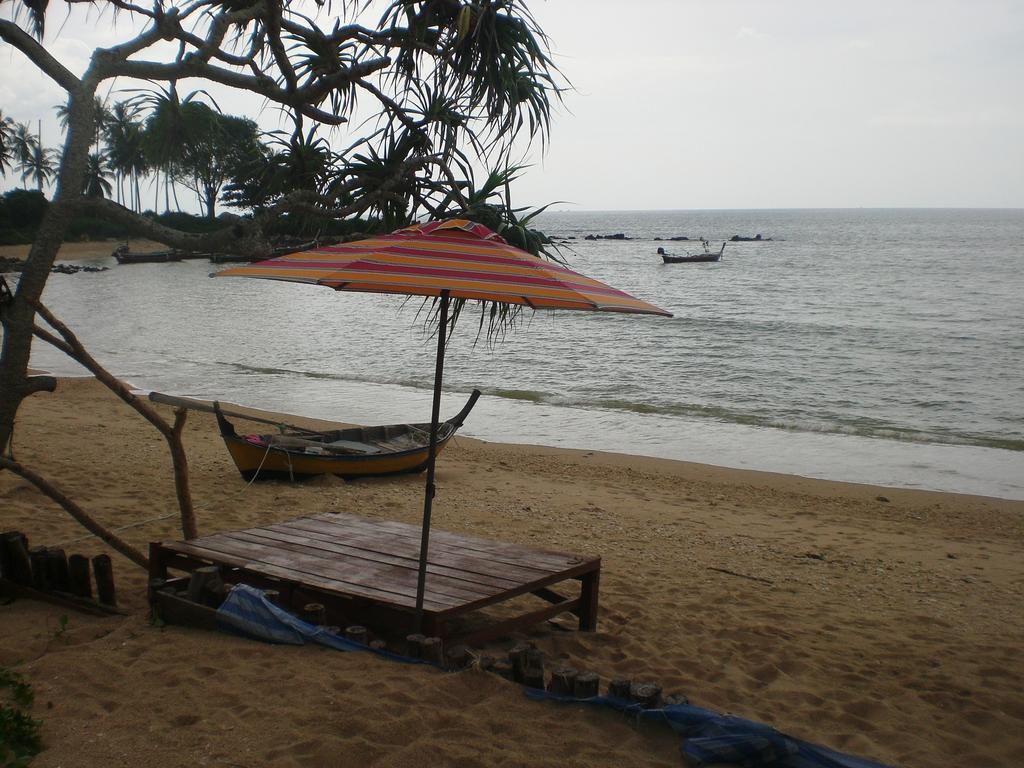 Breizh Cape Beach Bungalows Koh Lanta Ngoại thất bức ảnh