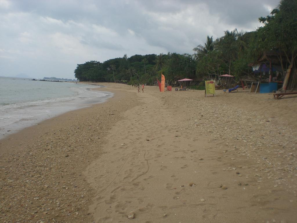 Breizh Cape Beach Bungalows Koh Lanta Ngoại thất bức ảnh